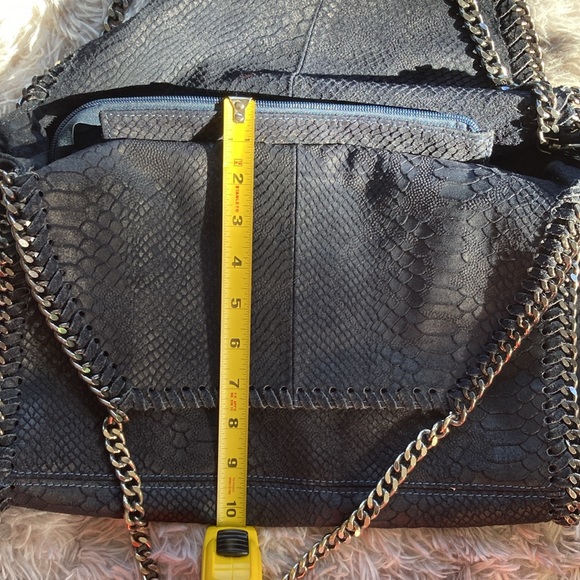 Italian Leather Bag - Picture 4 of 5